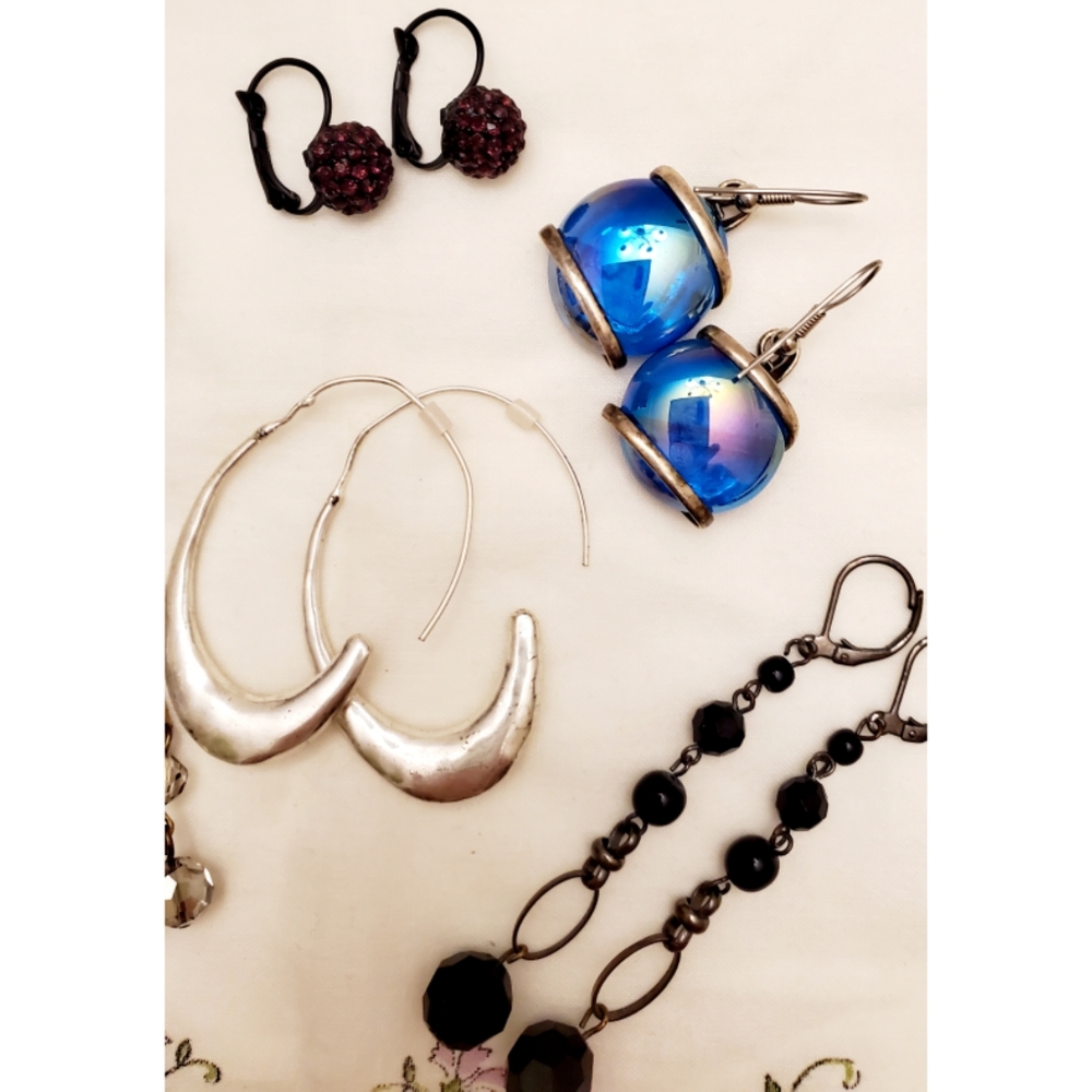 Earring Bundle (6) - Picture 3 of 4